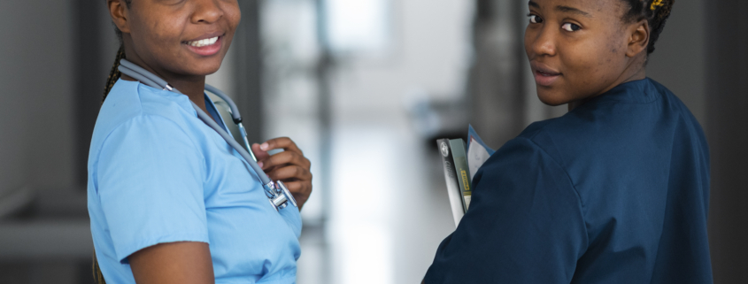 side-view-smiley-nurses-work